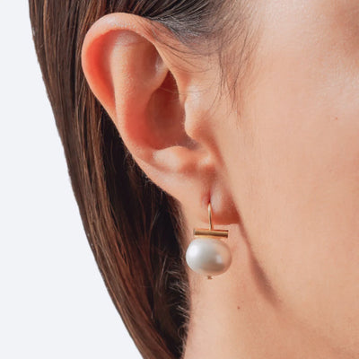 PEBBLE PEARL EARRINGS, MINI