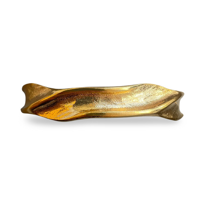 SCULPTED GOLD BANGLE