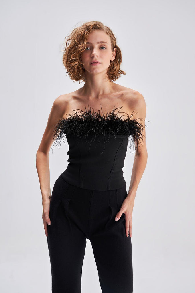 BLACK TOP WITH FEATHERS